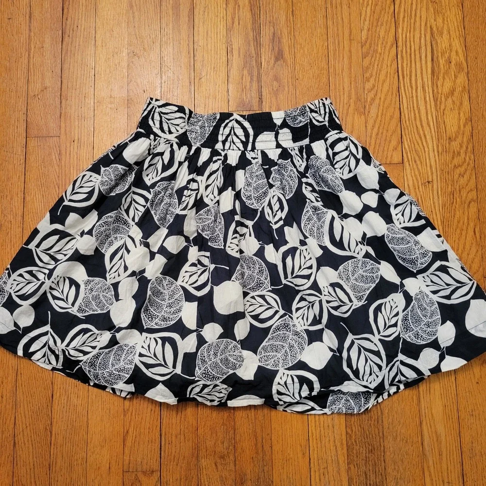 Banana Republic Blue White Leaf Print Cotton A‎ Line Mini Skirt 0 Summer Beach